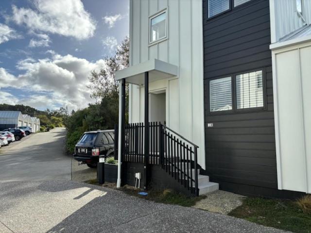 The Lighthouse - Boathouse Bay Villa Auckland Exterior photo